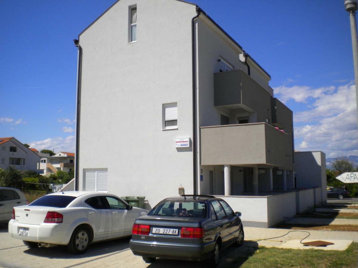 Apartments Venerea Nin Exterior photo