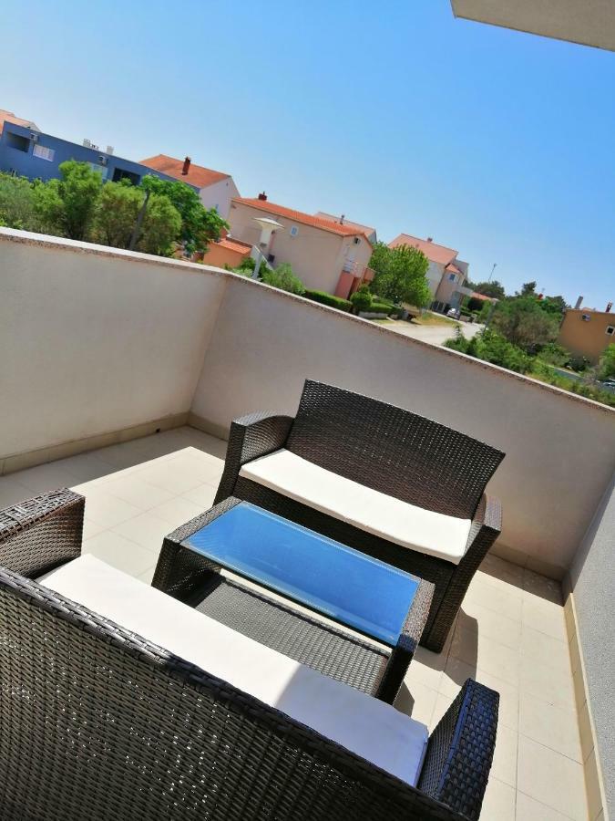 Apartments Venerea Nin Exterior photo